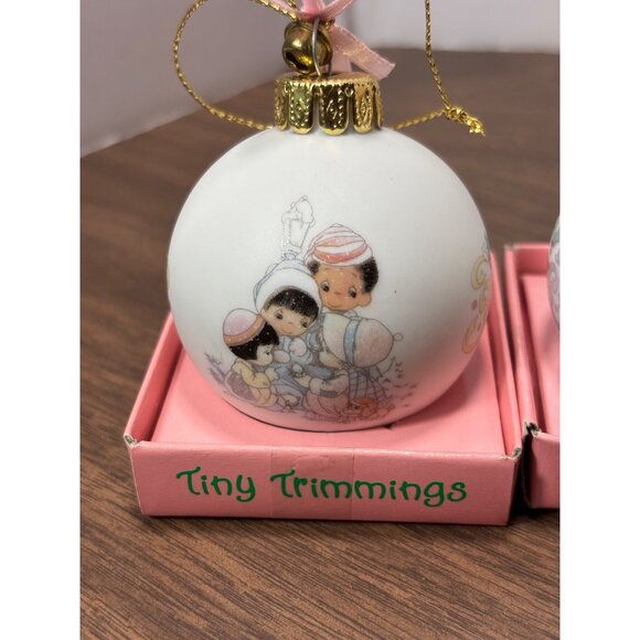 Precious Moments Tiny Trimmings Christmas Ornaments Set Of 6 VTG 1990s Porcelain - Picture 10 of 14